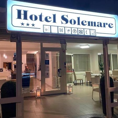 Hotel Solemare Чезенатико Экстерьер фото